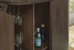 komoda usa A4000697-5